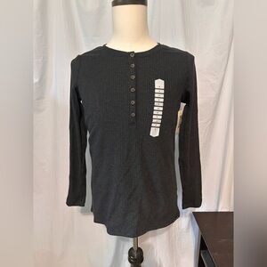 NWT Duluth Women’s SZ Med Long Sleeve  6 Button Ribbed. Stretch Top. Charcoal